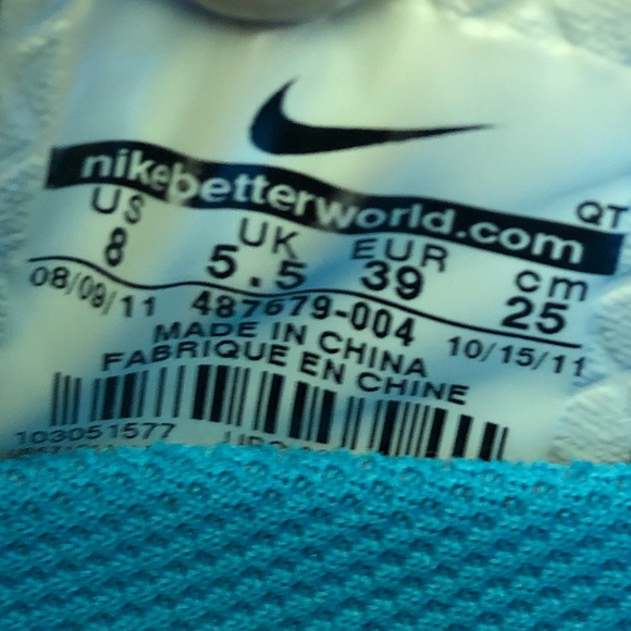 Women’s Nike AirMax - Picture 3 of 6